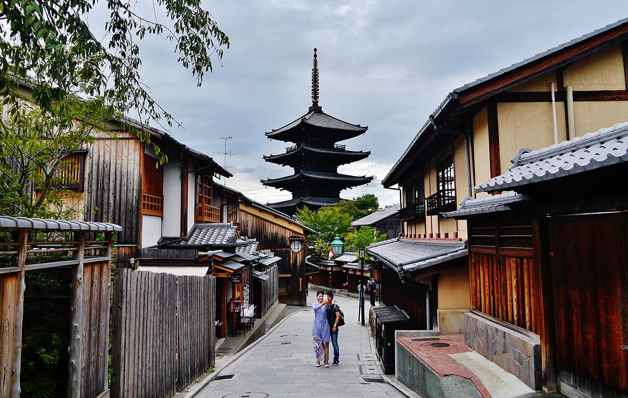 祇園八坂塔