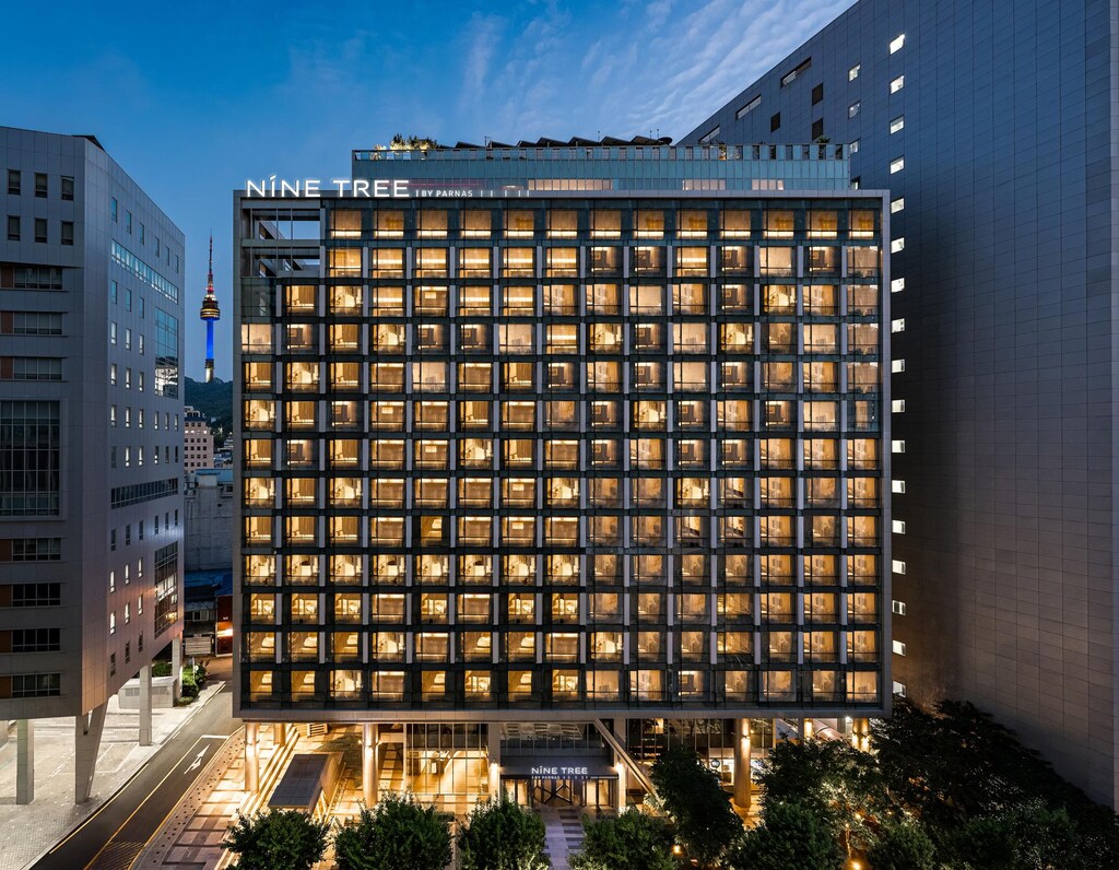 首爾明洞 九樹帕那斯明洞 2 NINE TREE BY PARNAS SEOUL MYEONGDONG II