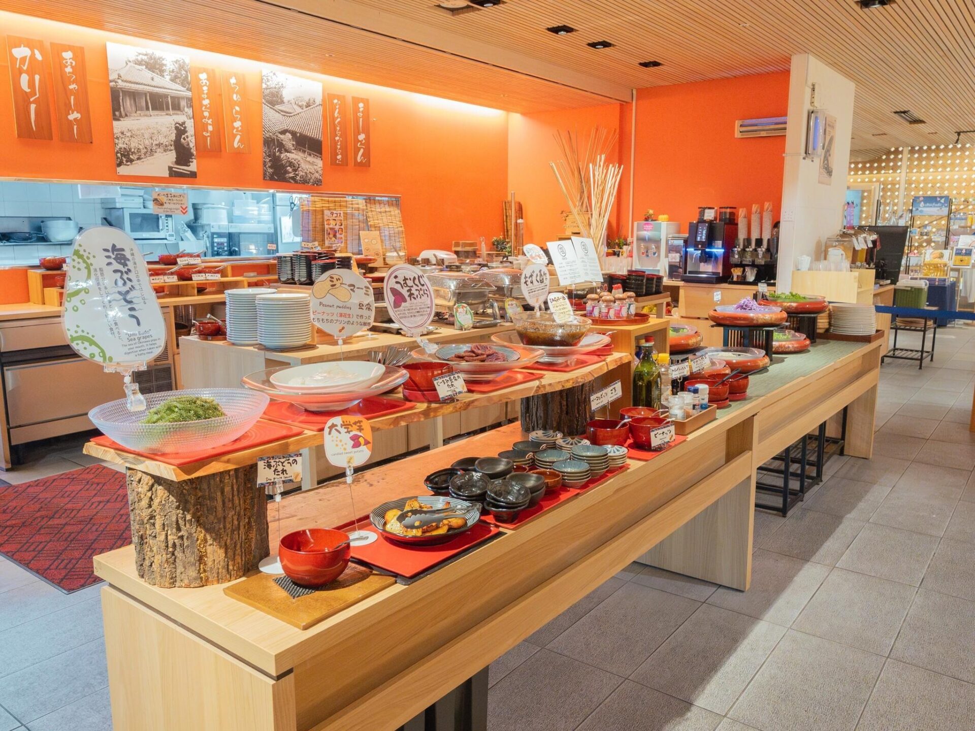 那霸國際街藝術住宿飯店 沖繩鄉土料理自助早餐