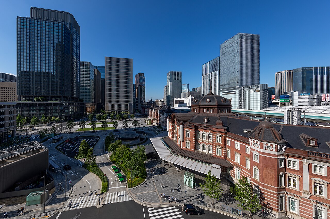 東京車站丸之內紅磚站體——住這一區搬行李最省力,往返機場也最順