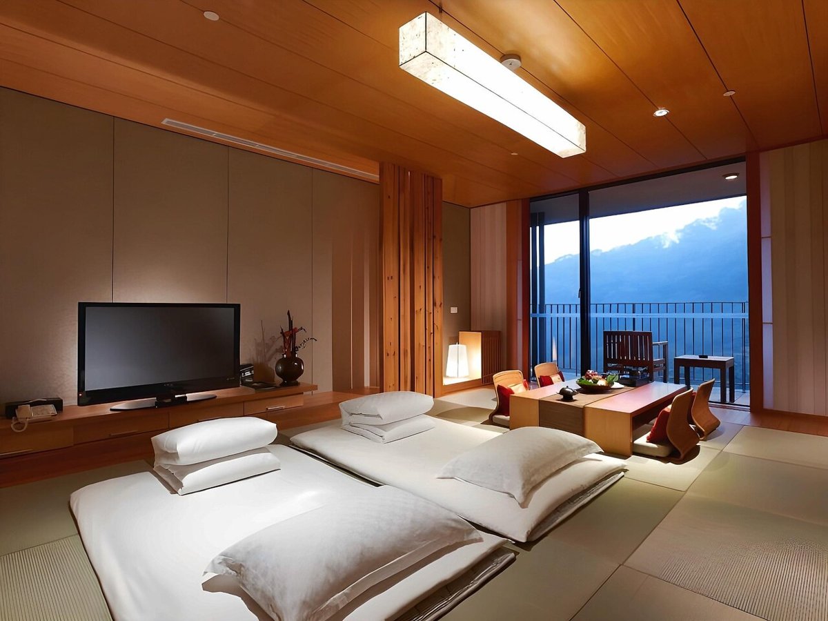 和式山景套房