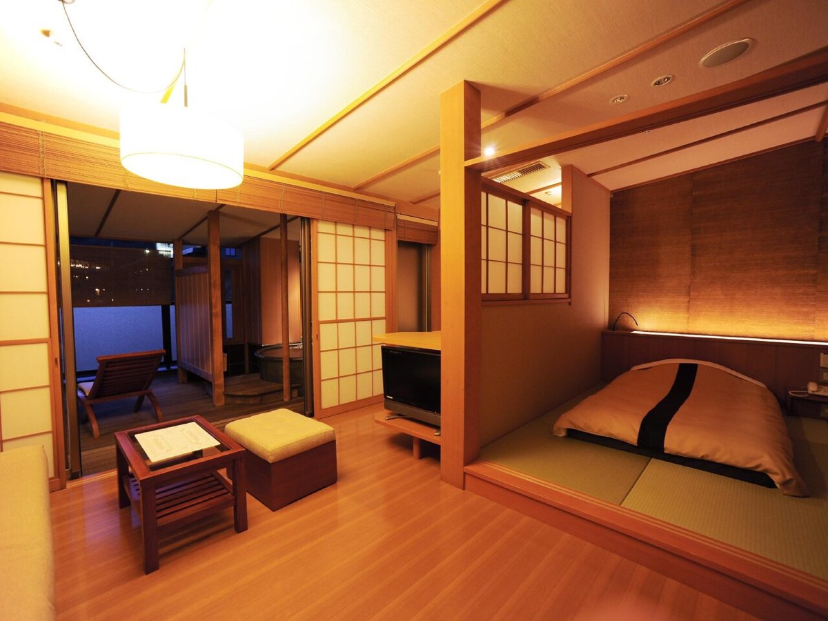 本館一般和室(起居角度)