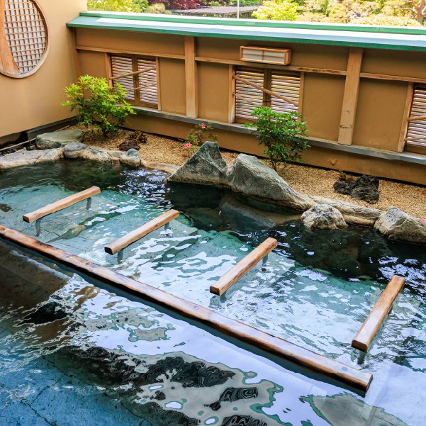 館內大浴場。屋頂露天沒輪到的時段,就來這裡泡